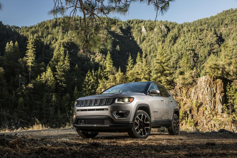  Jeep Compass Limited 2017 года  (NA) (фото 3 из 62)